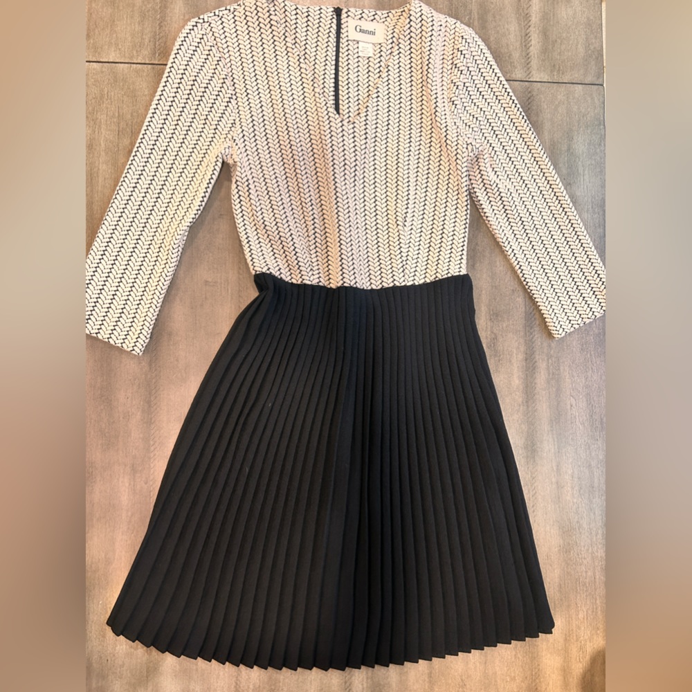 Woven dress by Ganni